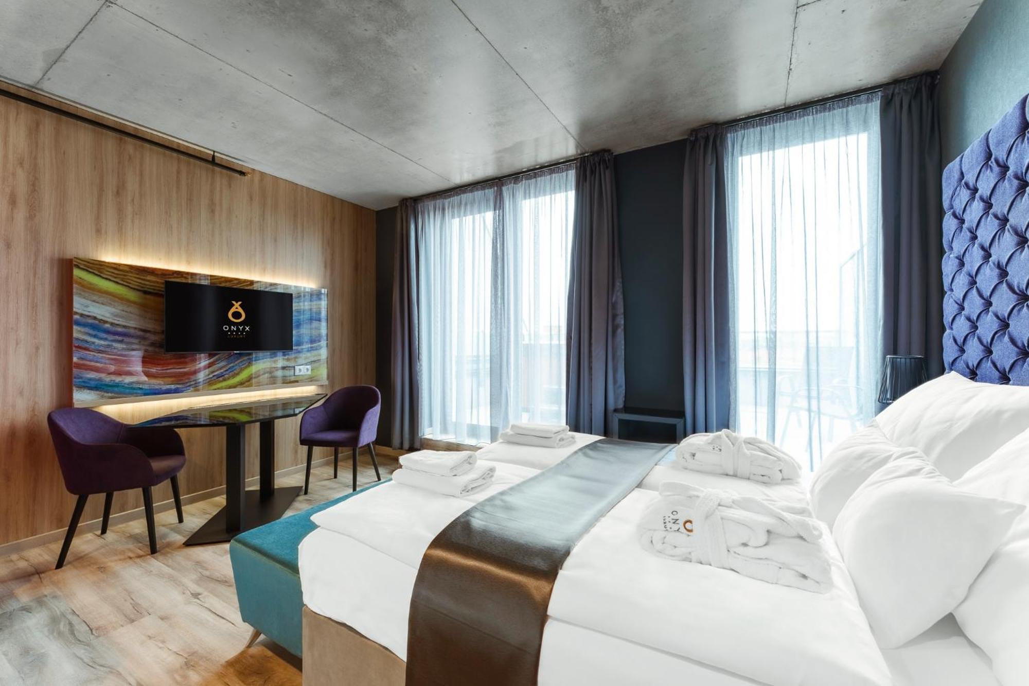 Onyx Luxury Boedapest Buitenkant foto