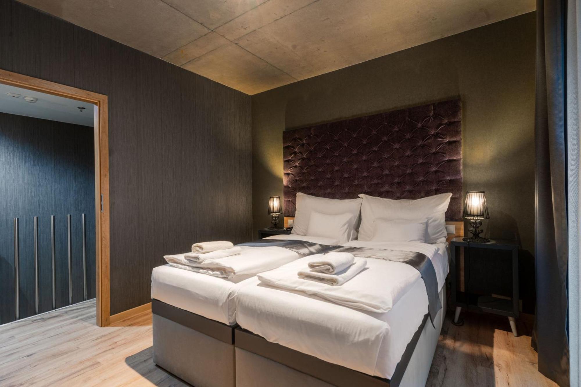Onyx Luxury Boedapest Buitenkant foto