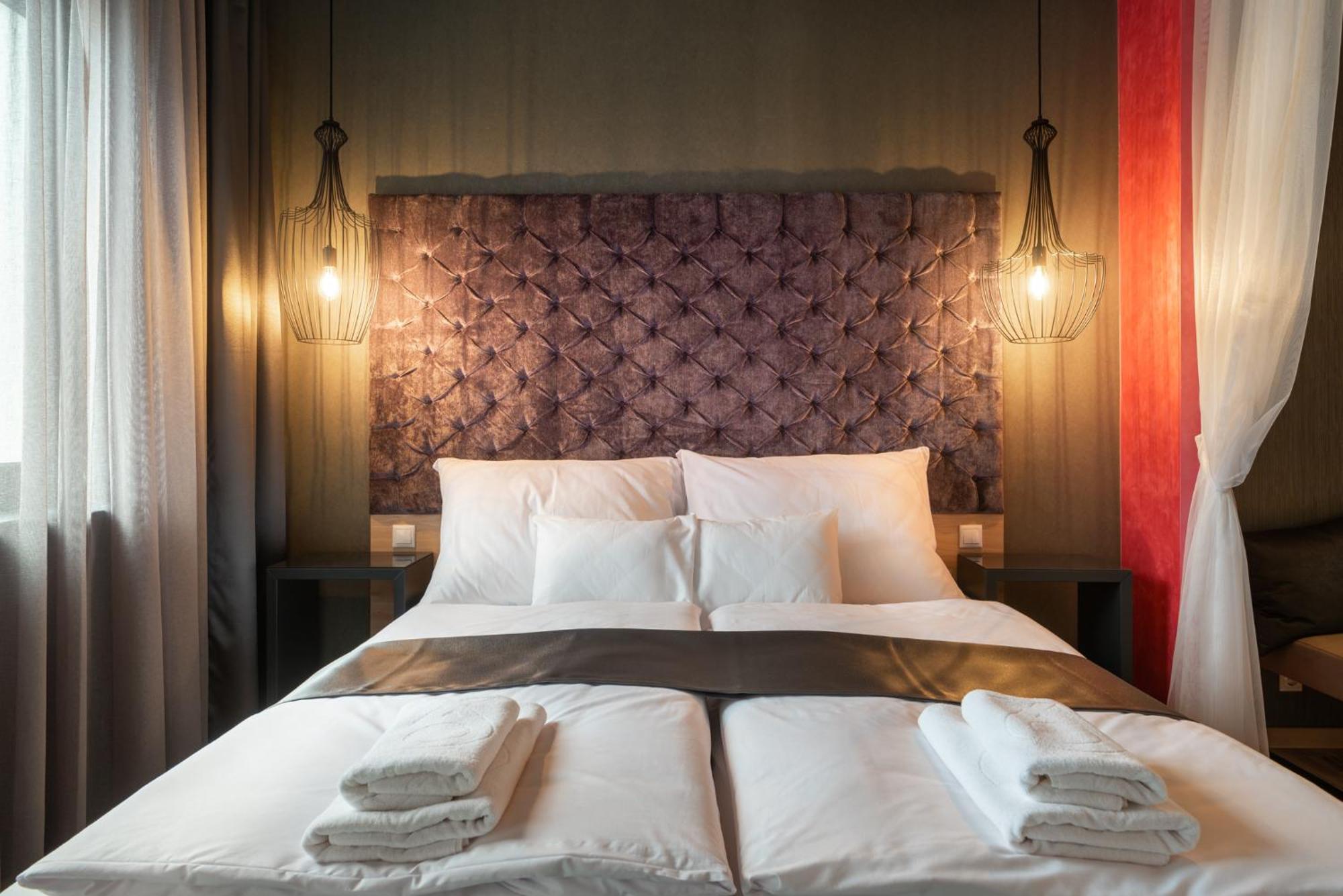 Onyx Luxury Boedapest Buitenkant foto